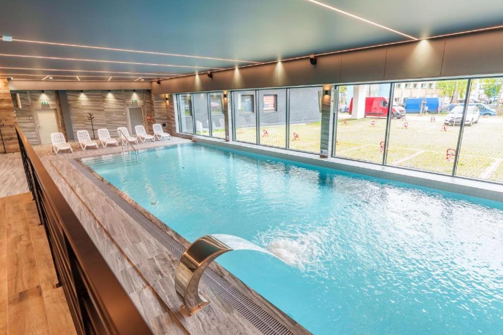 Akces Kasprowicza 20c- Basen, Sauny, Jacuzzi, Silownia W Cenie - Schwimmbad, Saunen, Jacuzzi, Fitnessstudio Im Preis Apartament Kołobrzeg